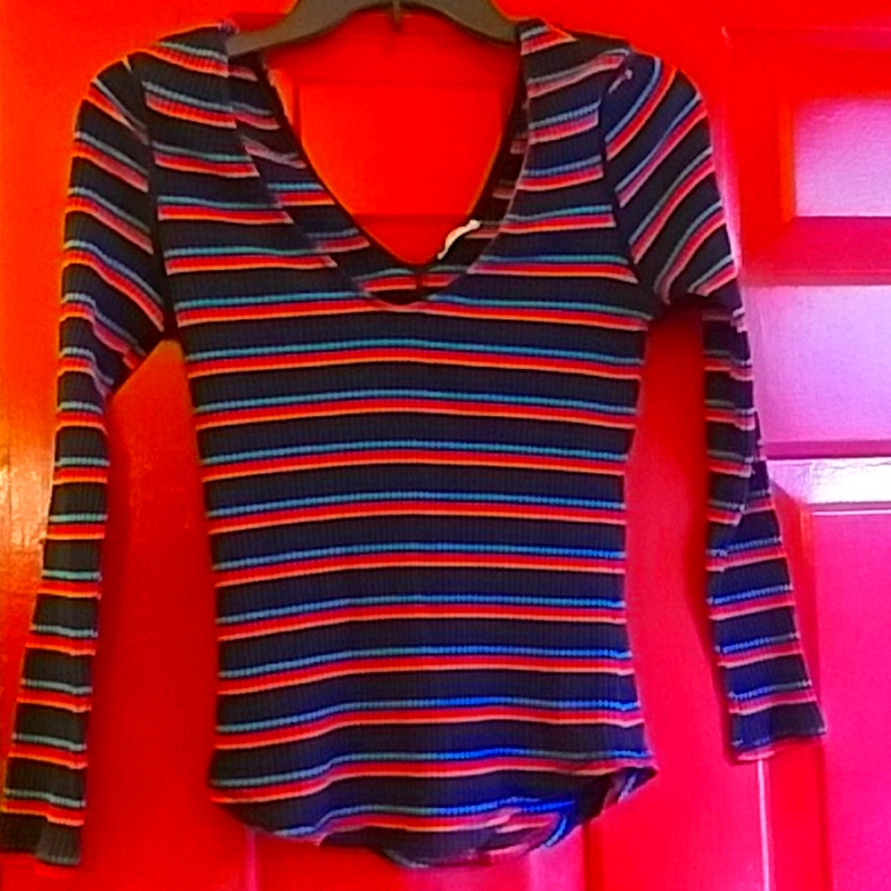 Mulitcolor ribbed vneck sweater